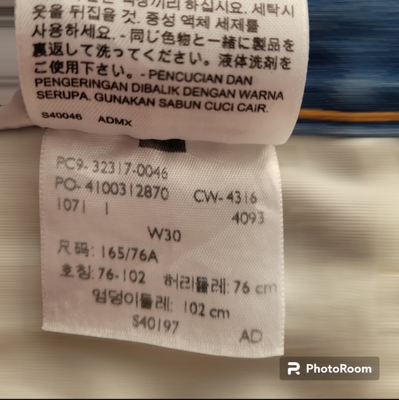 Levi's 501 Jean Shorts - Picture 7 of 7